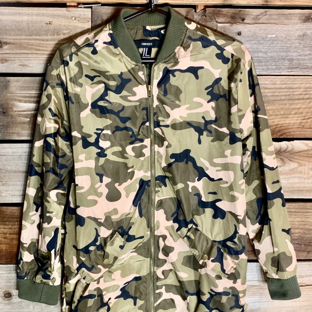 Forever21 extended rain jacket camouflage WornOnce